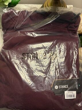 Stance Shelter Hoodie Burgundy
